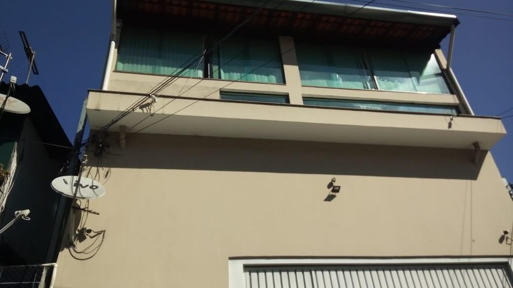 Sobrado, 6 quartos, 230 m² - Foto 1