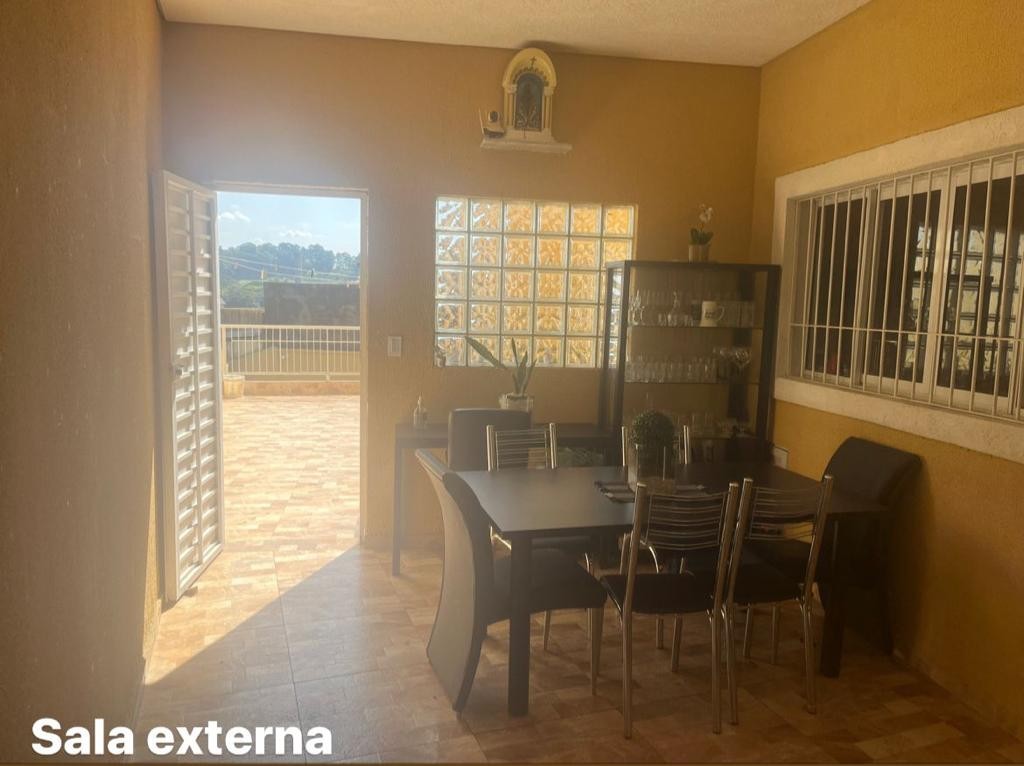 Casa, 3 quartos, 292 m² - Foto 2
