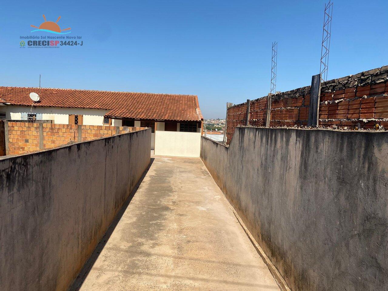 Casa, 1 quarto, 244 m² - Foto 1