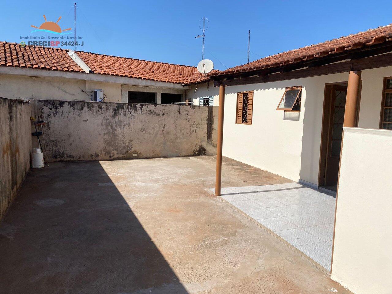 Casa, 1 quarto, 244 m² - Foto 2